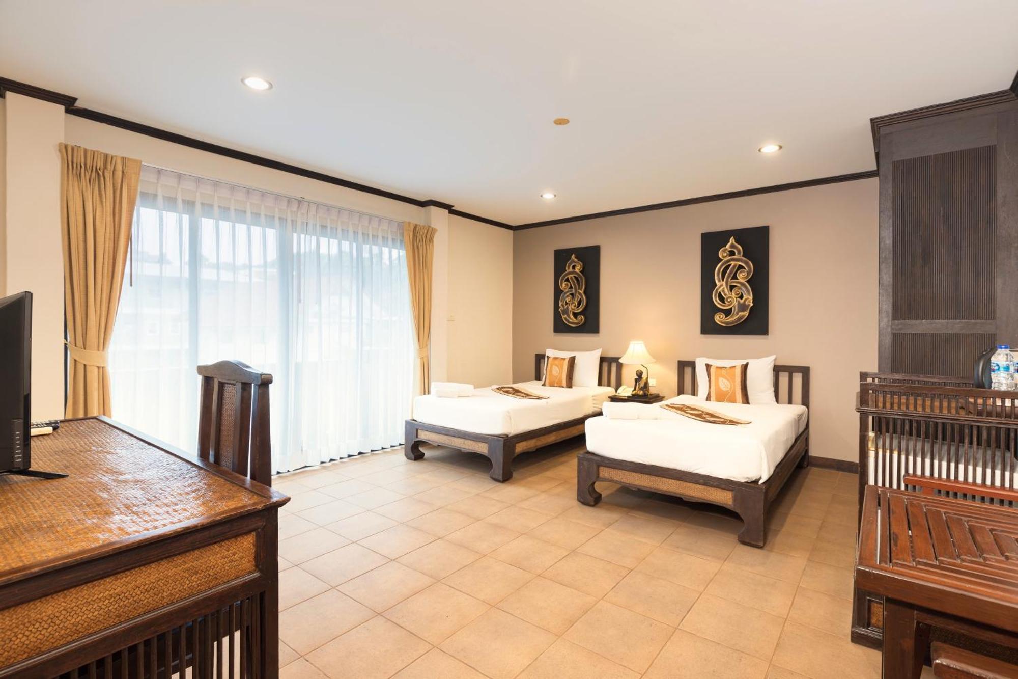 Seeka Boutique Resort Patong Exterior photo