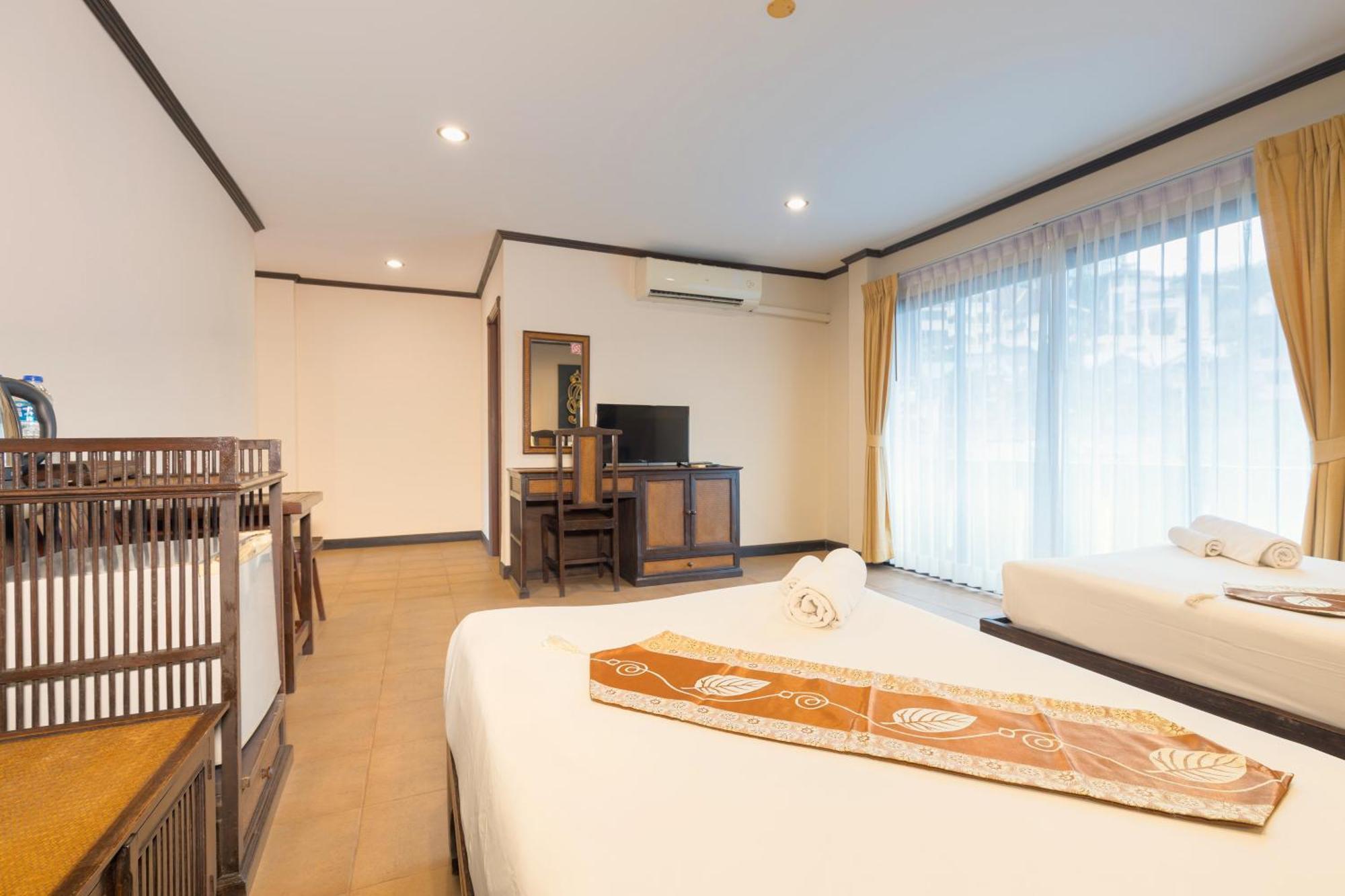 Seeka Boutique Resort Patong Exterior photo