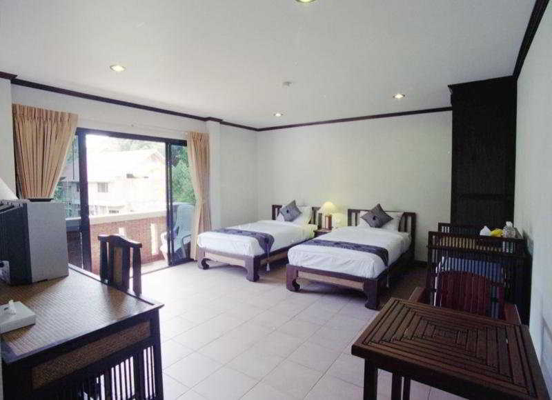 Seeka Boutique Resort Patong Exterior photo